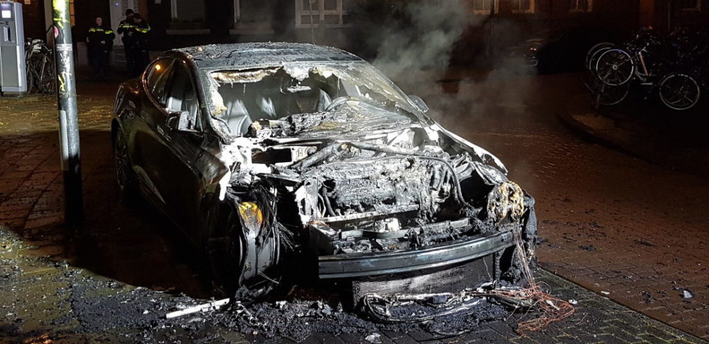 Tesla Model S incendiée à Amsterdam