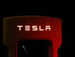 Tout savoir sur le toit solaire de Tesla