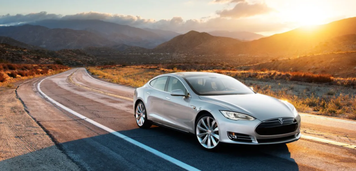 Elon Musk estime qu’une Tesla avec 1000 km d’autonomie ne serait pas utile Elon Musk estime qu’une Tesla avec 1000 km d’autonomie ne serait pas utile