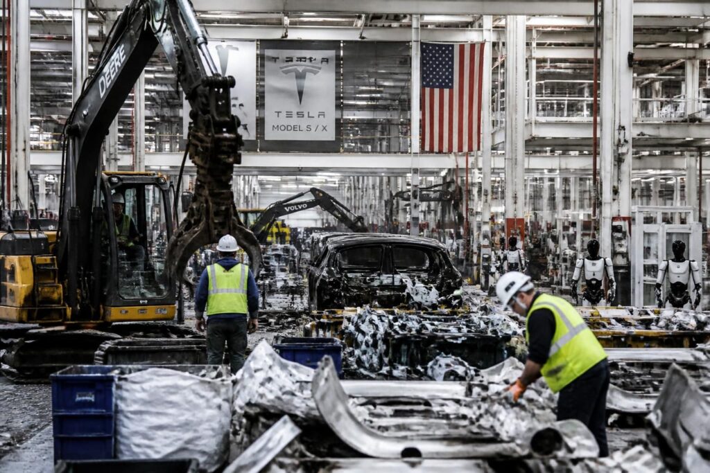 tesla annonce la fin rapide des lignes de production model s et x, marquant un tournant majeur pour se concentrer sur le projet révolutionnaire optimus.