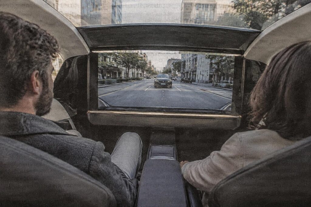 le cybercab de tesla affiche désormais aux passagers la vue de sa caméra arrière, une nouvelle fonctionnalité qui enrichit l’expérience à bord.